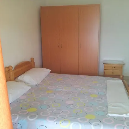 Konukevi And Tavern Leo *