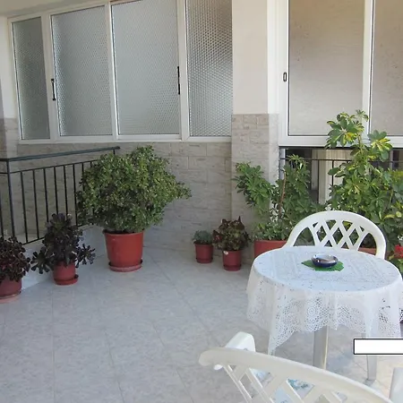 Konukevi And Tavern Leo