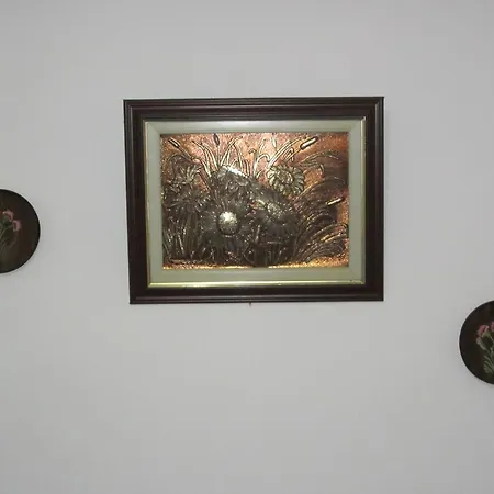 And Tavern Leo * Saranda