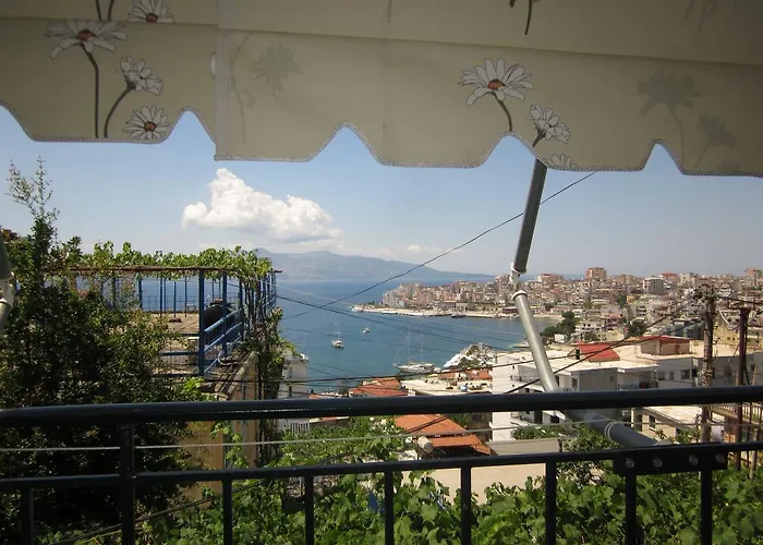 게스트하우스 And Tavern Leo Sarandë